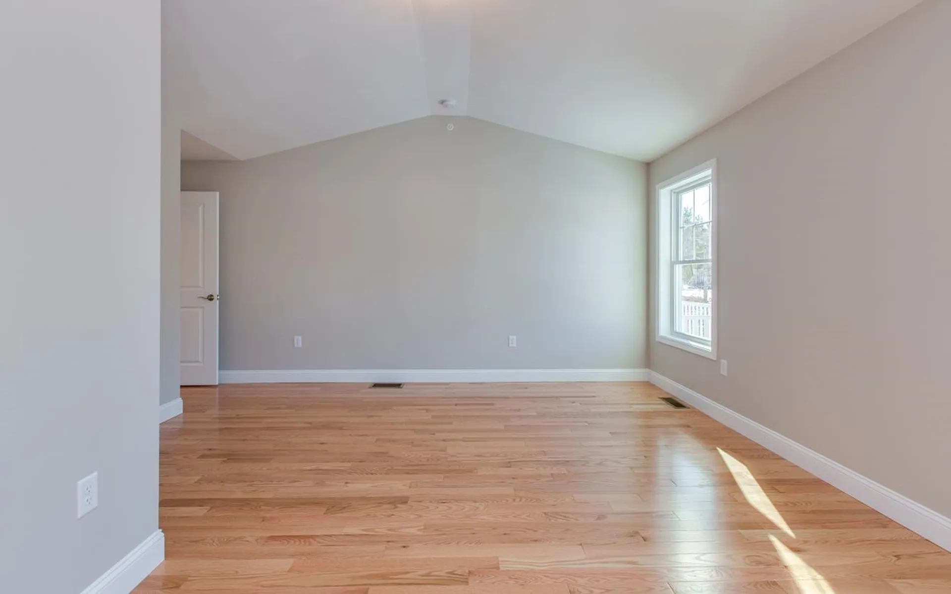 63 Abacoa Road Pelham NH 03076