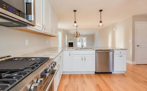 63 Abacoa Road Pelham NH 03076