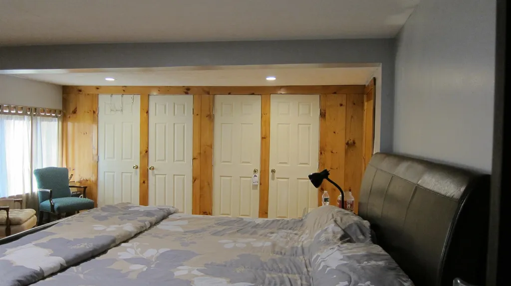 6 Mildred Avenue Raymond NH 03077