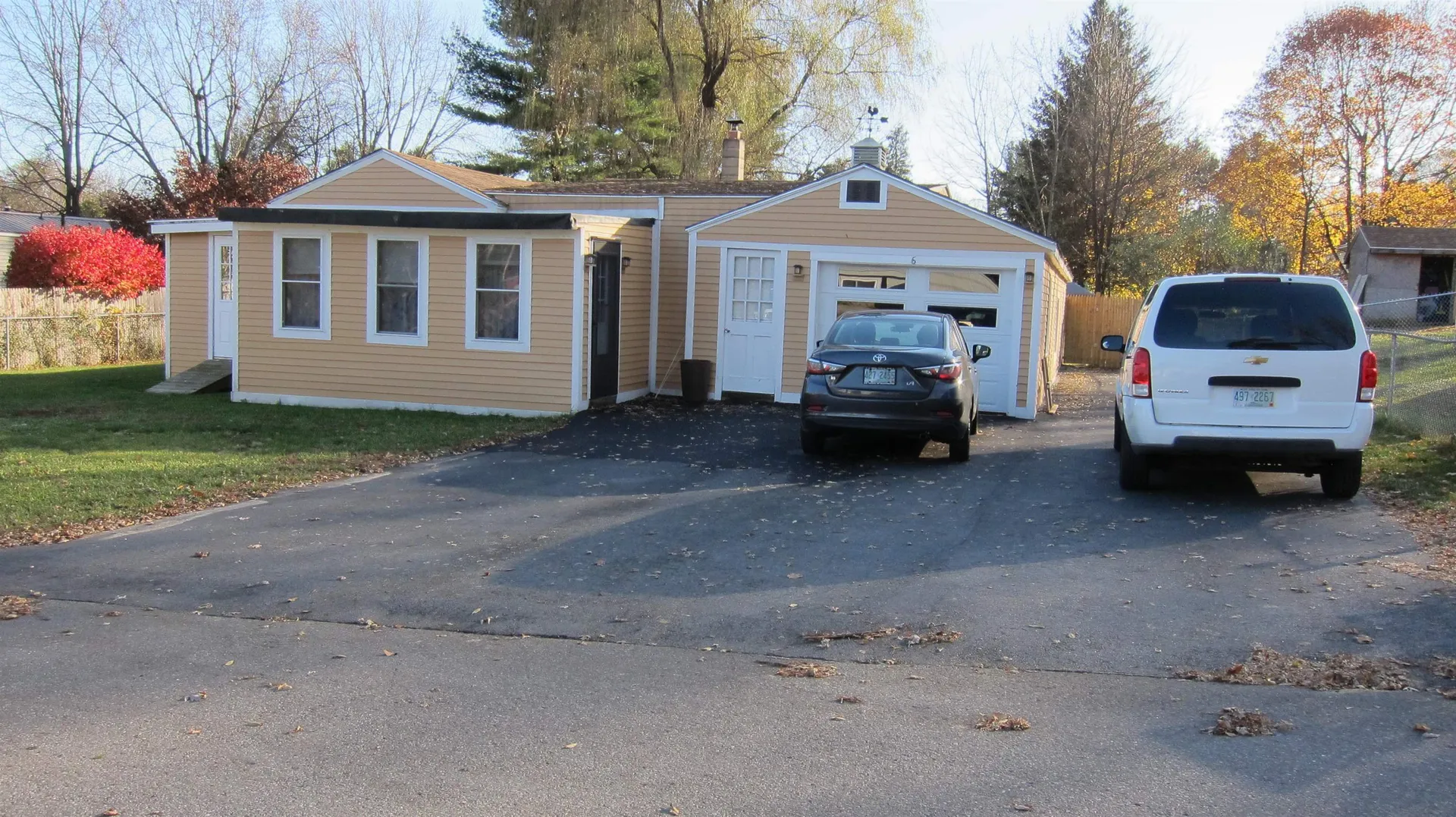 6 Mildred Avenue Raymond NH 03077