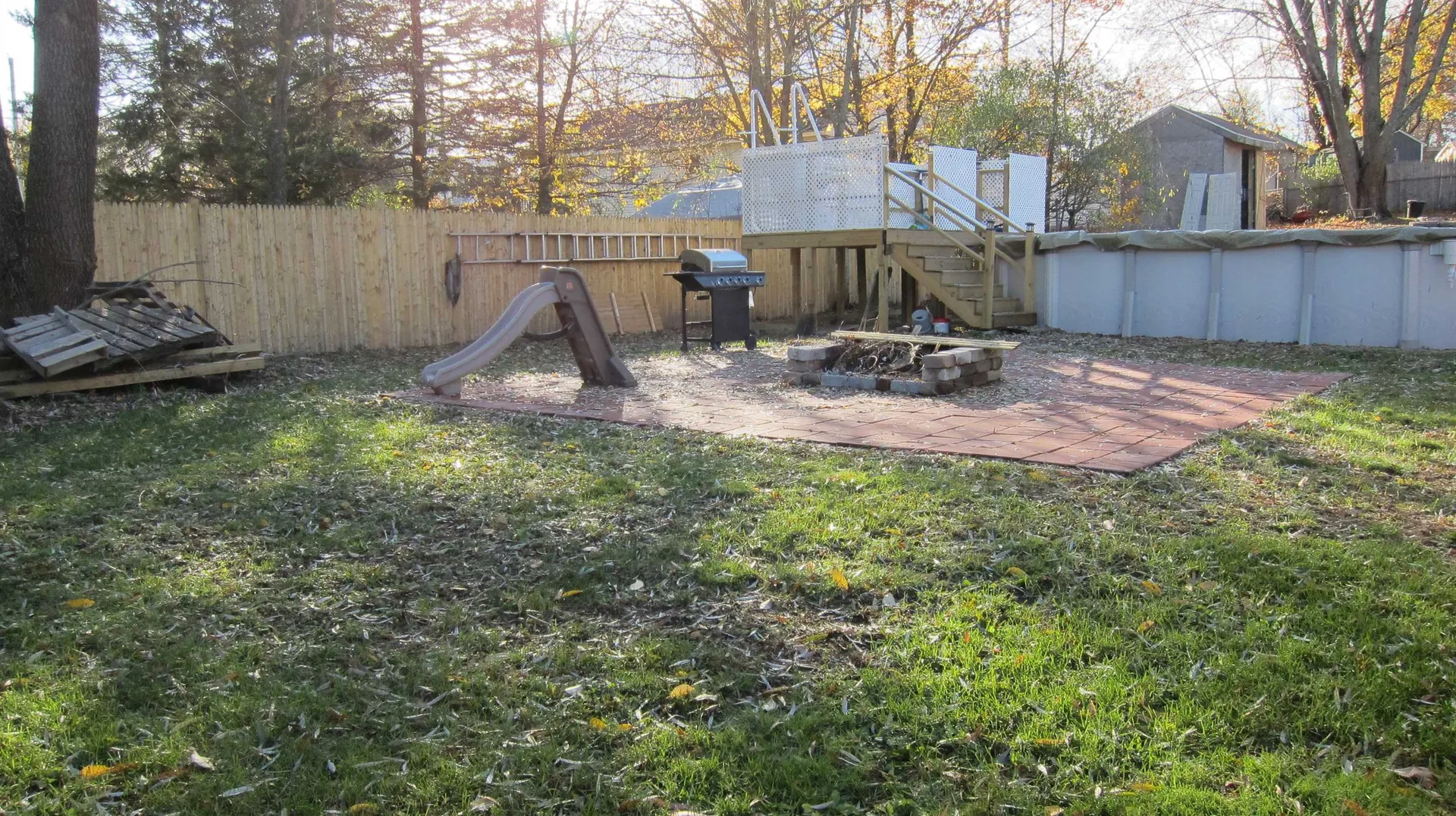 6 Mildred Avenue Raymond NH 03077