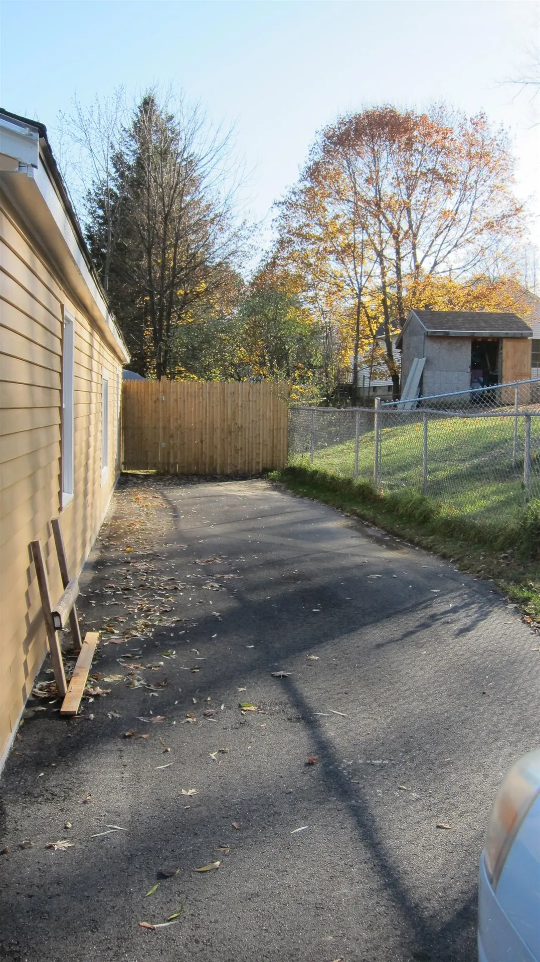 6 Mildred Avenue Raymond NH 03077