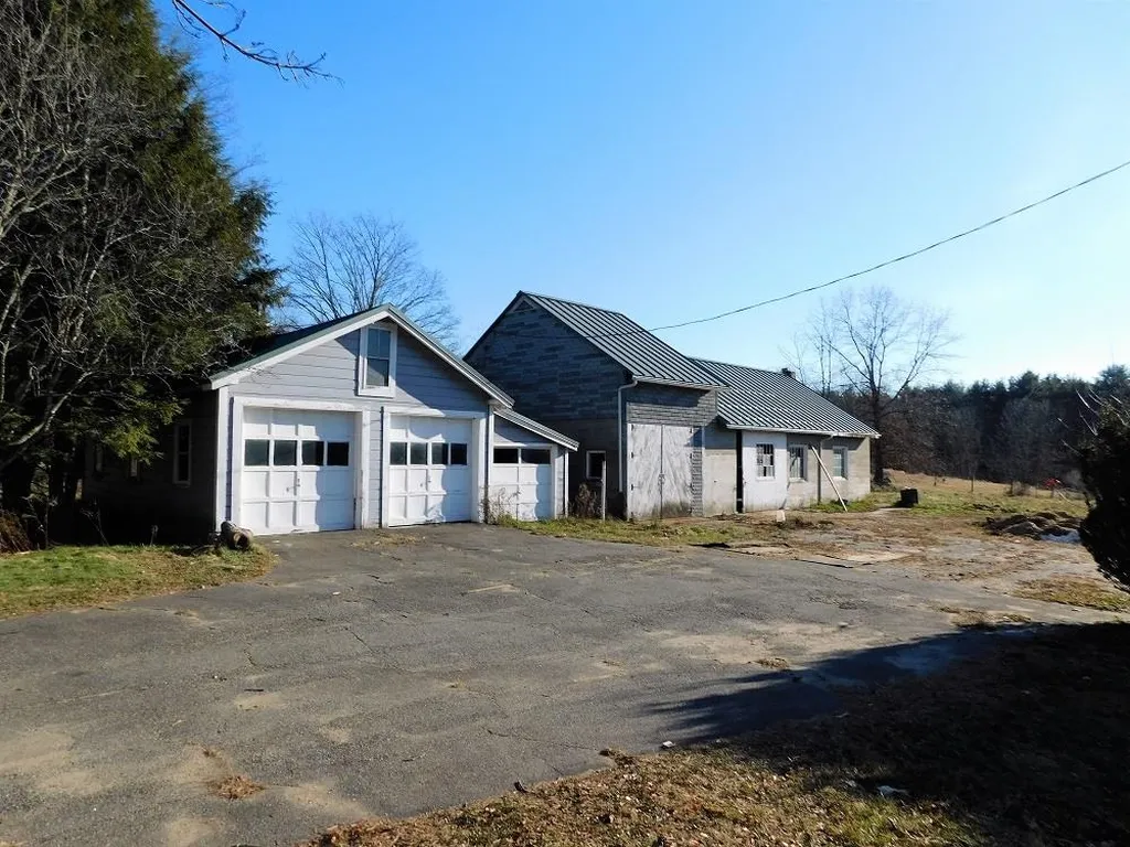 279 Packers Falls Road Durham NH 03824