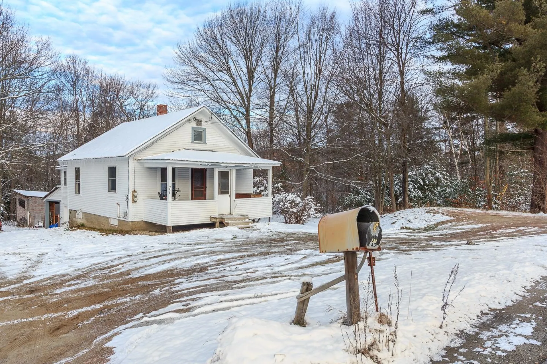 738 Hanover Street Claremont NH 03743