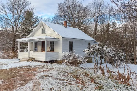 738 Hanover Street Claremont NH 03743