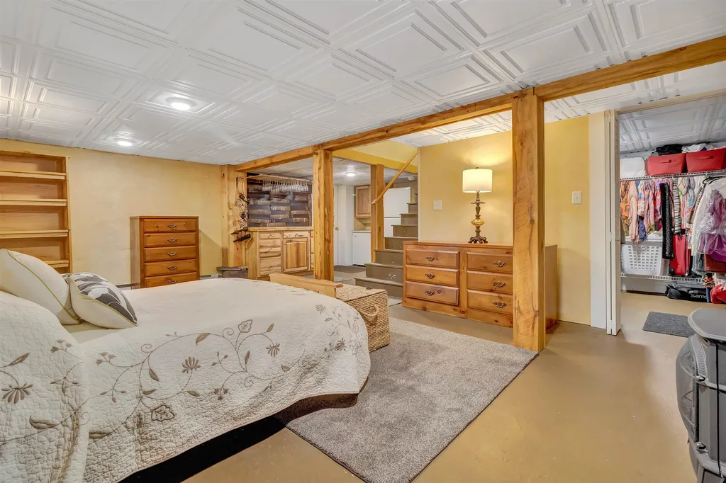 6 Old Gordon Road Brentwood NH 03833
