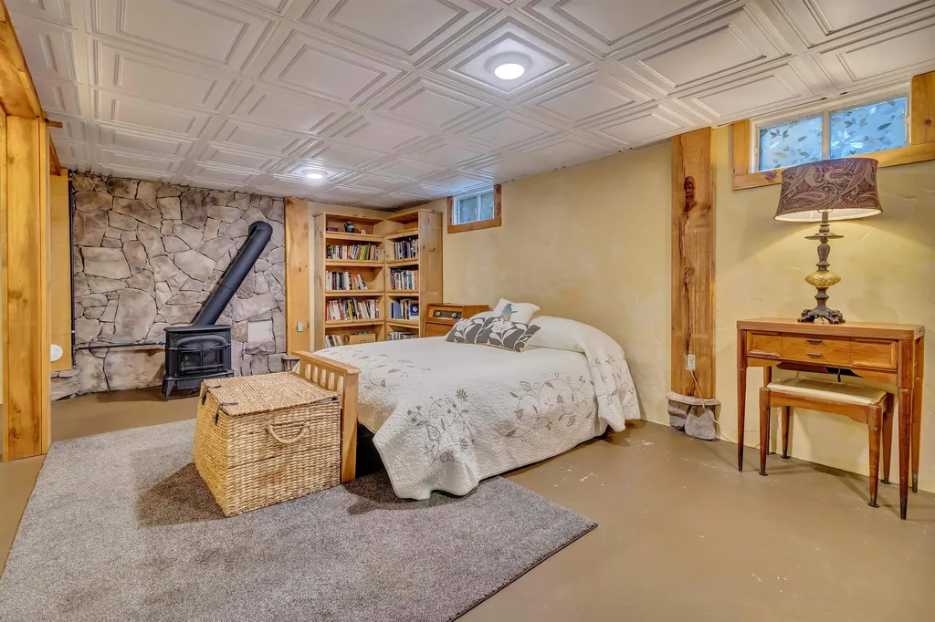 6 Old Gordon Road Brentwood NH 03833