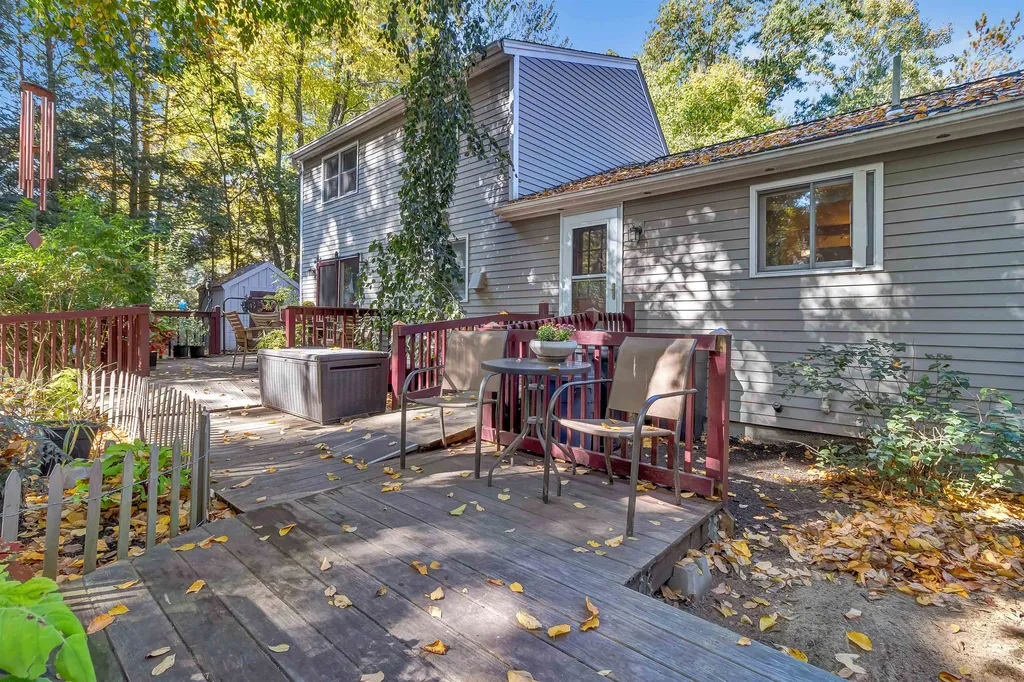 6 Old Gordon Road Brentwood NH 03833