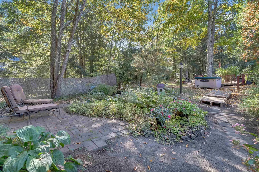 6 Old Gordon Road Brentwood NH 03833