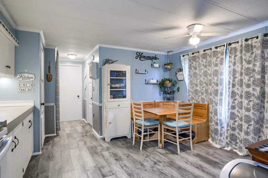 10 S Emperor Drive Concord NH 03303