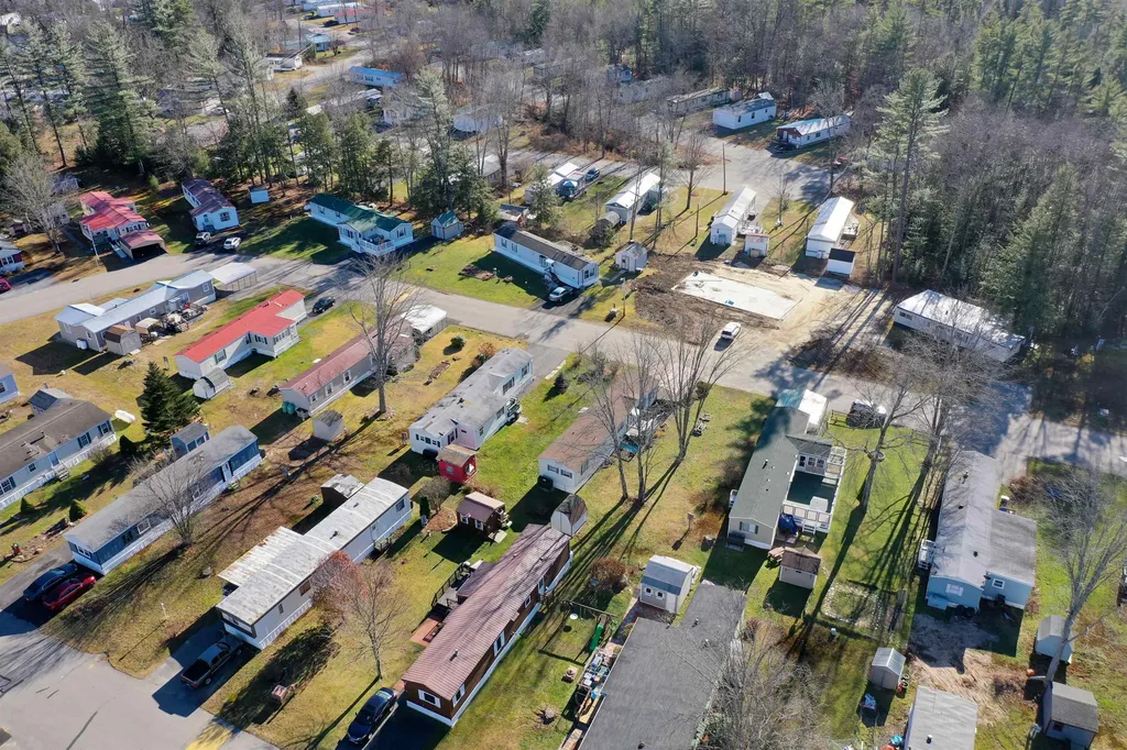 10 S Emperor Drive Concord NH 03303