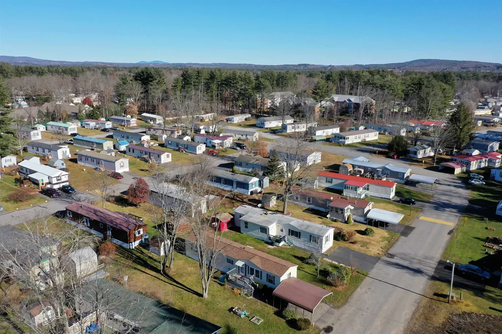 10 S Emperor Drive Concord NH 03303