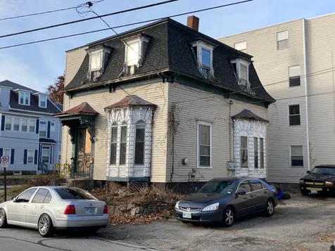 104 Harrison Street Manchester NH 03104