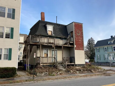 104 Harrison Street Manchester NH 03104