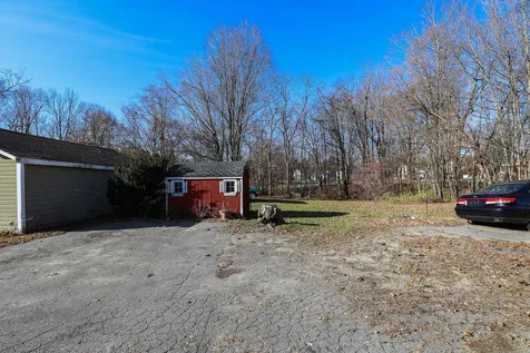 54 Abbott Street Nashua NH 03064