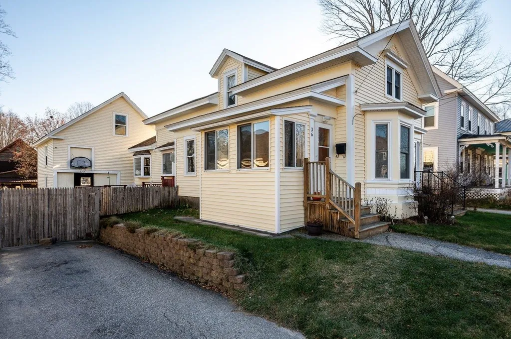 36 Central Street Farmington NH 03835