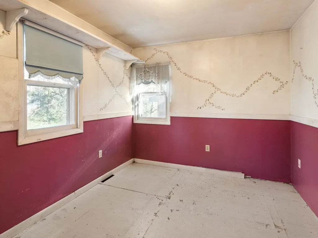 53 Greenfield Road Essex VT 05452