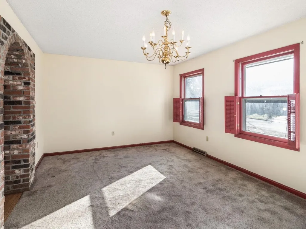 53 Greenfield Road Essex VT 05452
