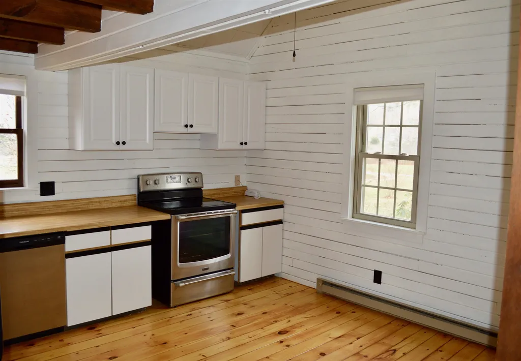 160 East Pond Road Danby VT 05739