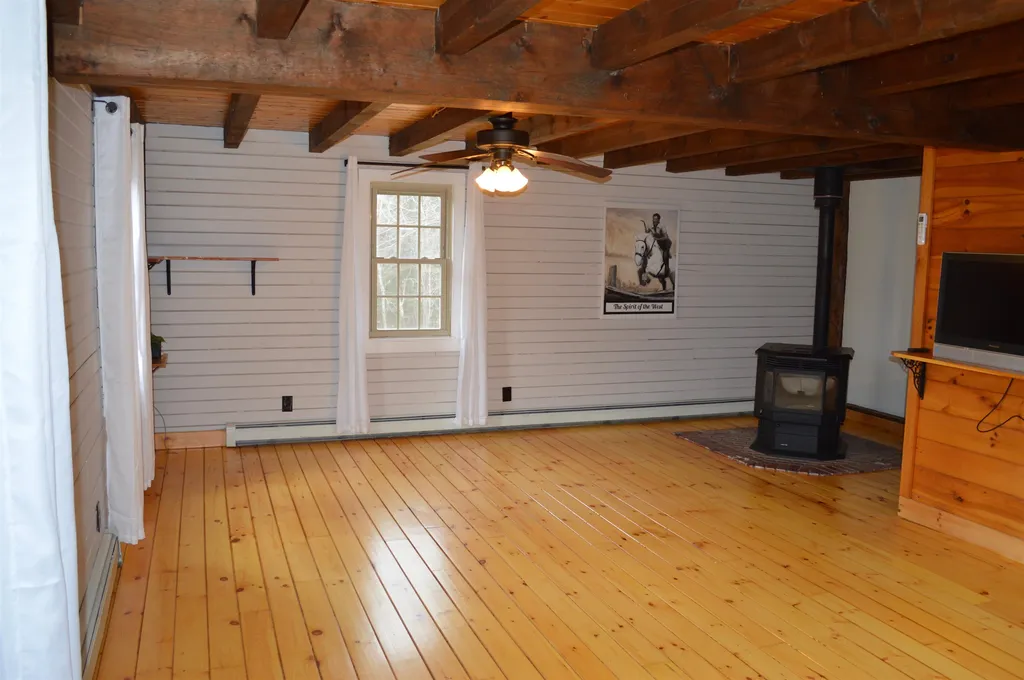 160 East Pond Road Danby VT 05739