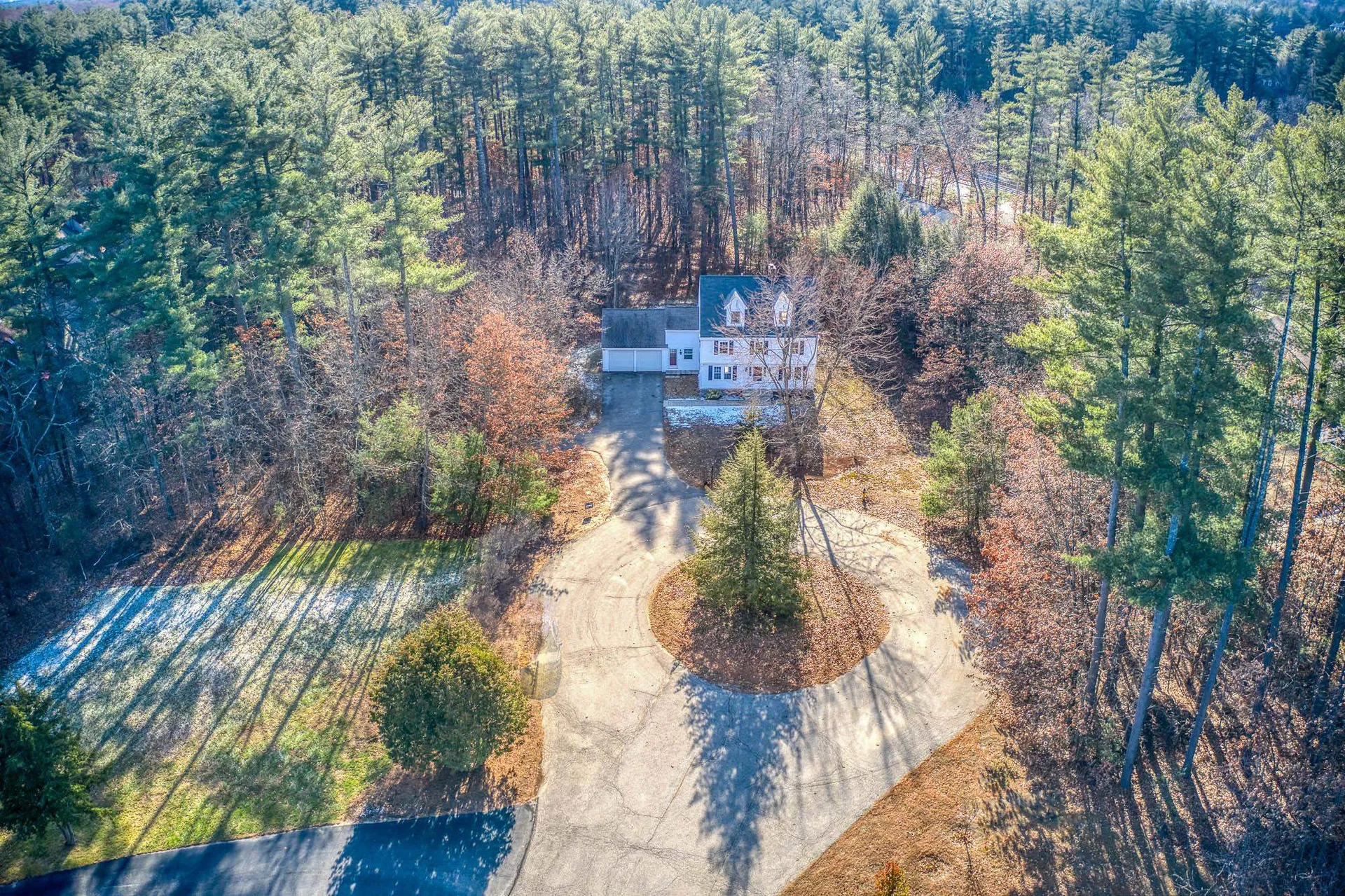 23 Mack Street Bedford NH 03110