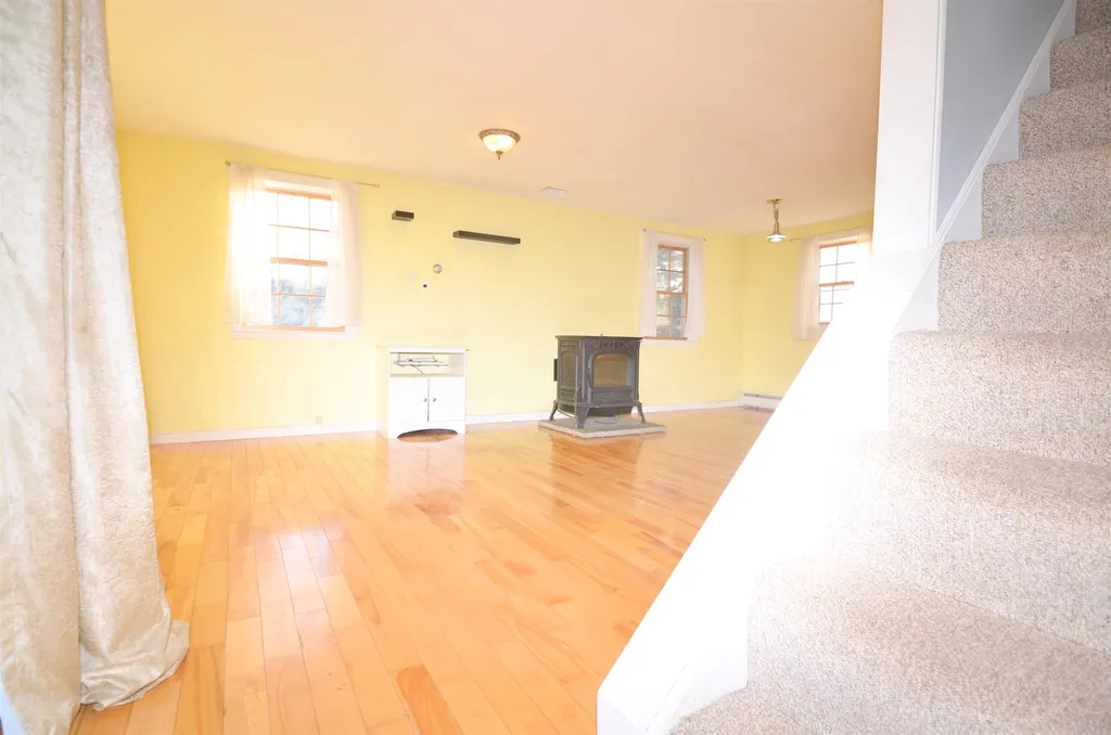 6 North Wilmot Road Wilmot NH 03287