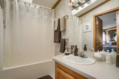 128 Dartmouth Circle Newmarket NH 03857