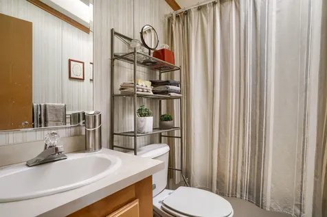 128 Dartmouth Circle Newmarket NH 03857