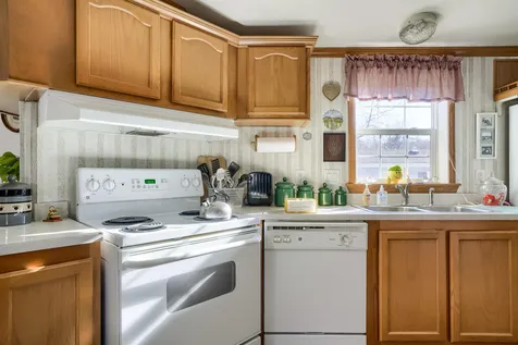 128 Dartmouth Circle Newmarket NH 03857