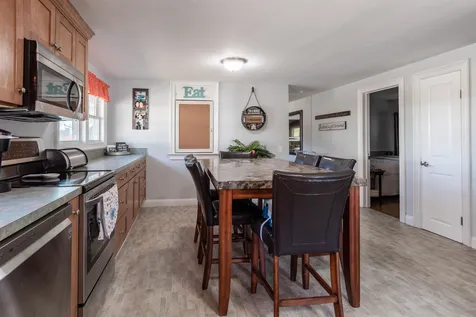 2 Oak Ridge Avenue Merrimack NH 03054