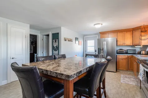 2 Oak Ridge Avenue Merrimack NH 03054