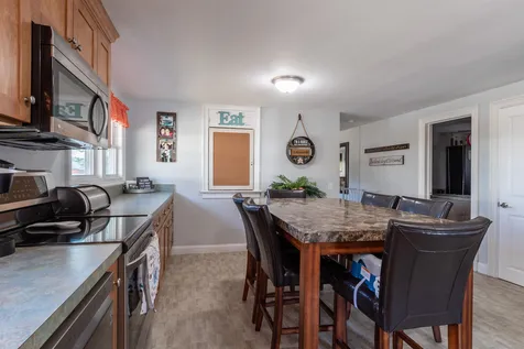 2 Oak Ridge Avenue Merrimack NH 03054