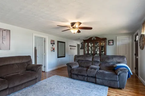2 Oak Ridge Avenue Merrimack NH 03054