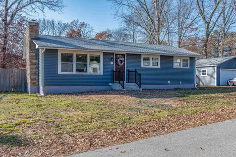 2 Oak Ridge Avenue Merrimack NH 03054