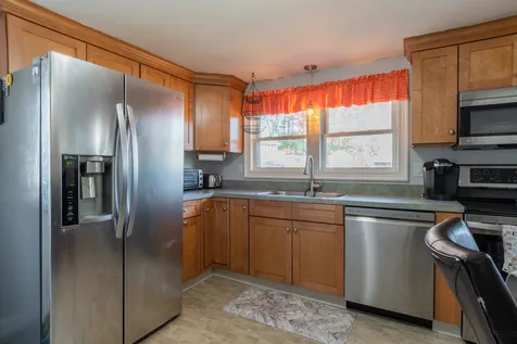 2 Oak Ridge Avenue Merrimack NH 03054