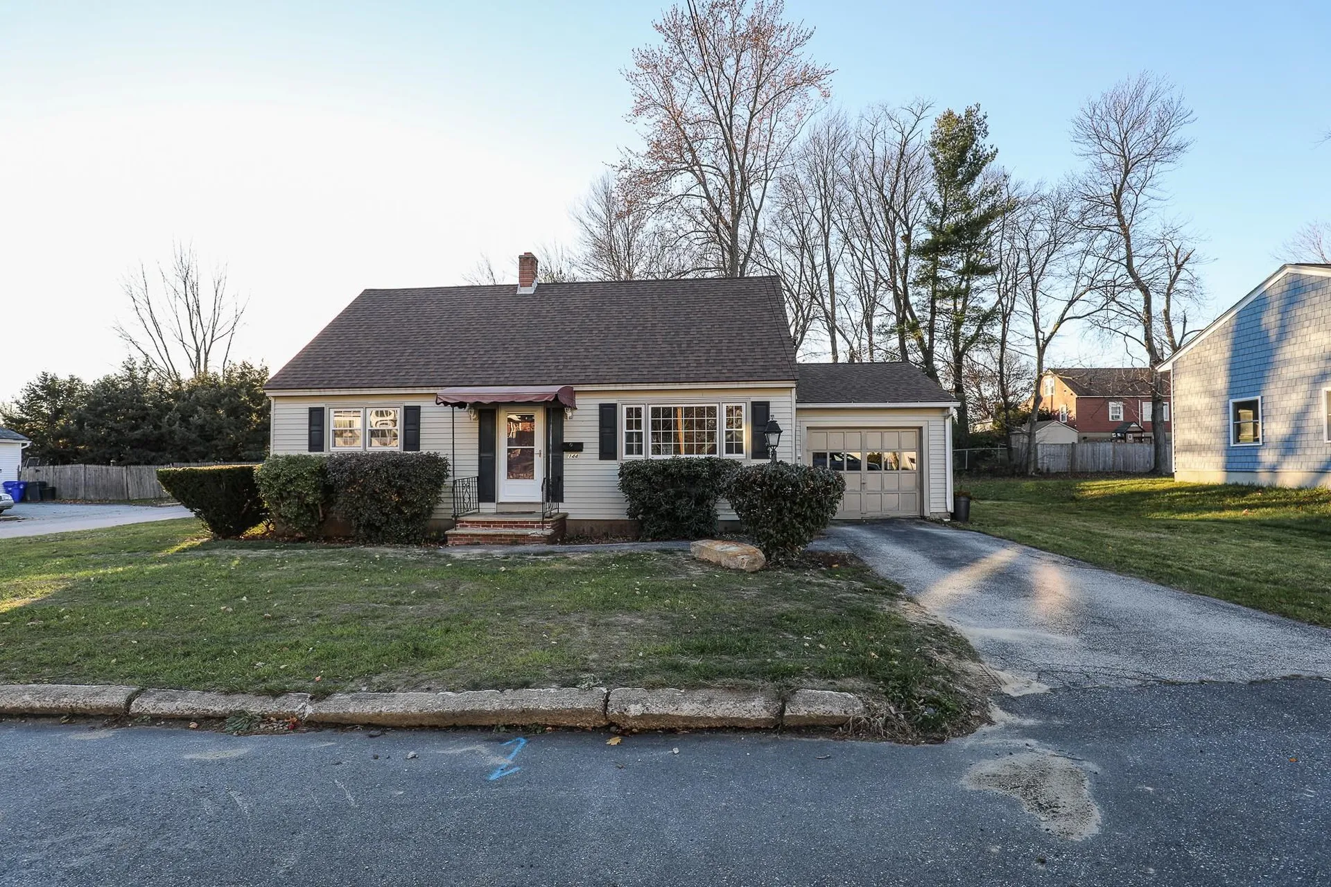 144 Grand Avenue Manchester NH 03109