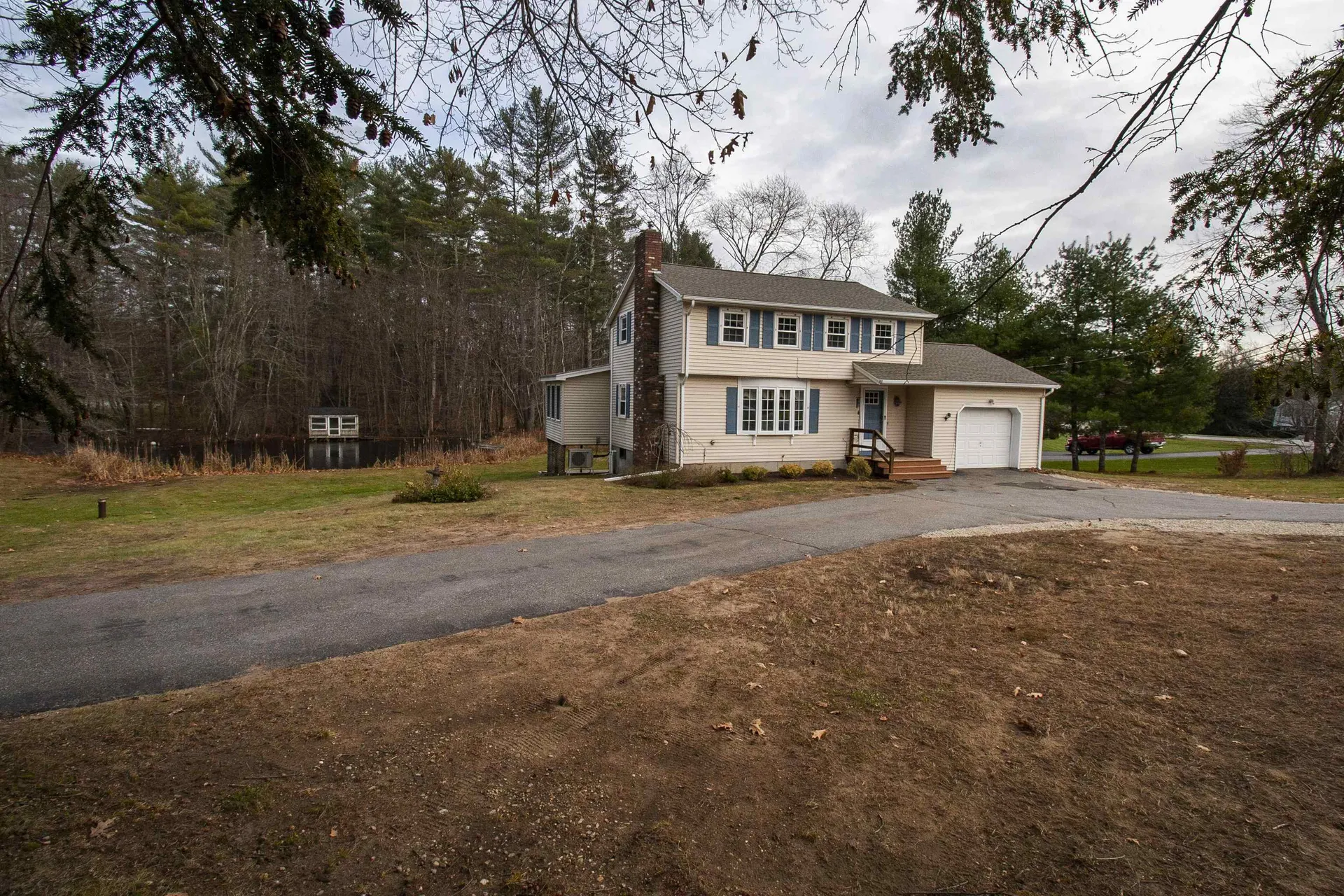 94 Chase Road Londonderry NH 03053