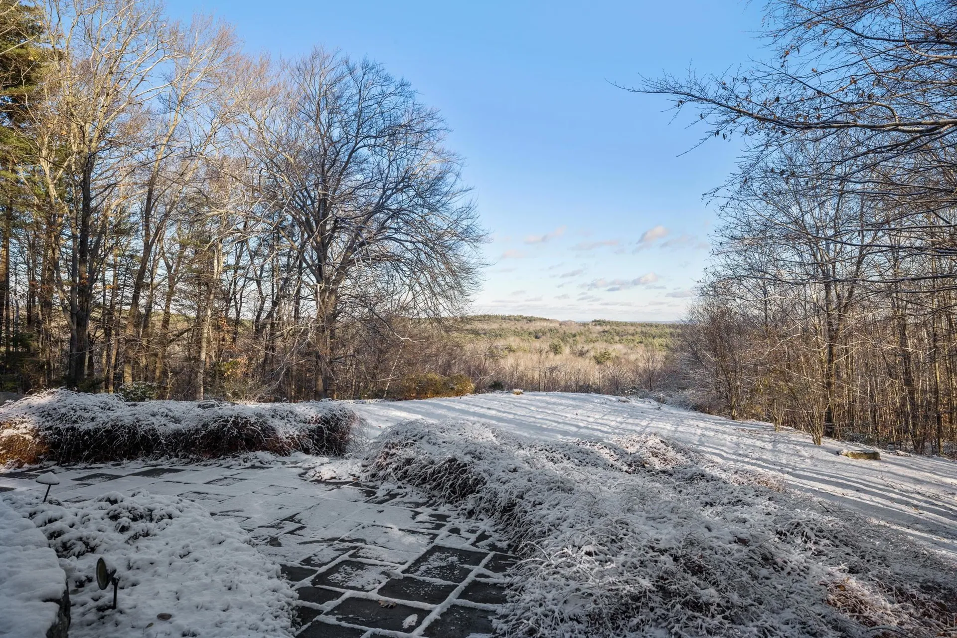 10 Tolford Hill Road Bedford NH 03110