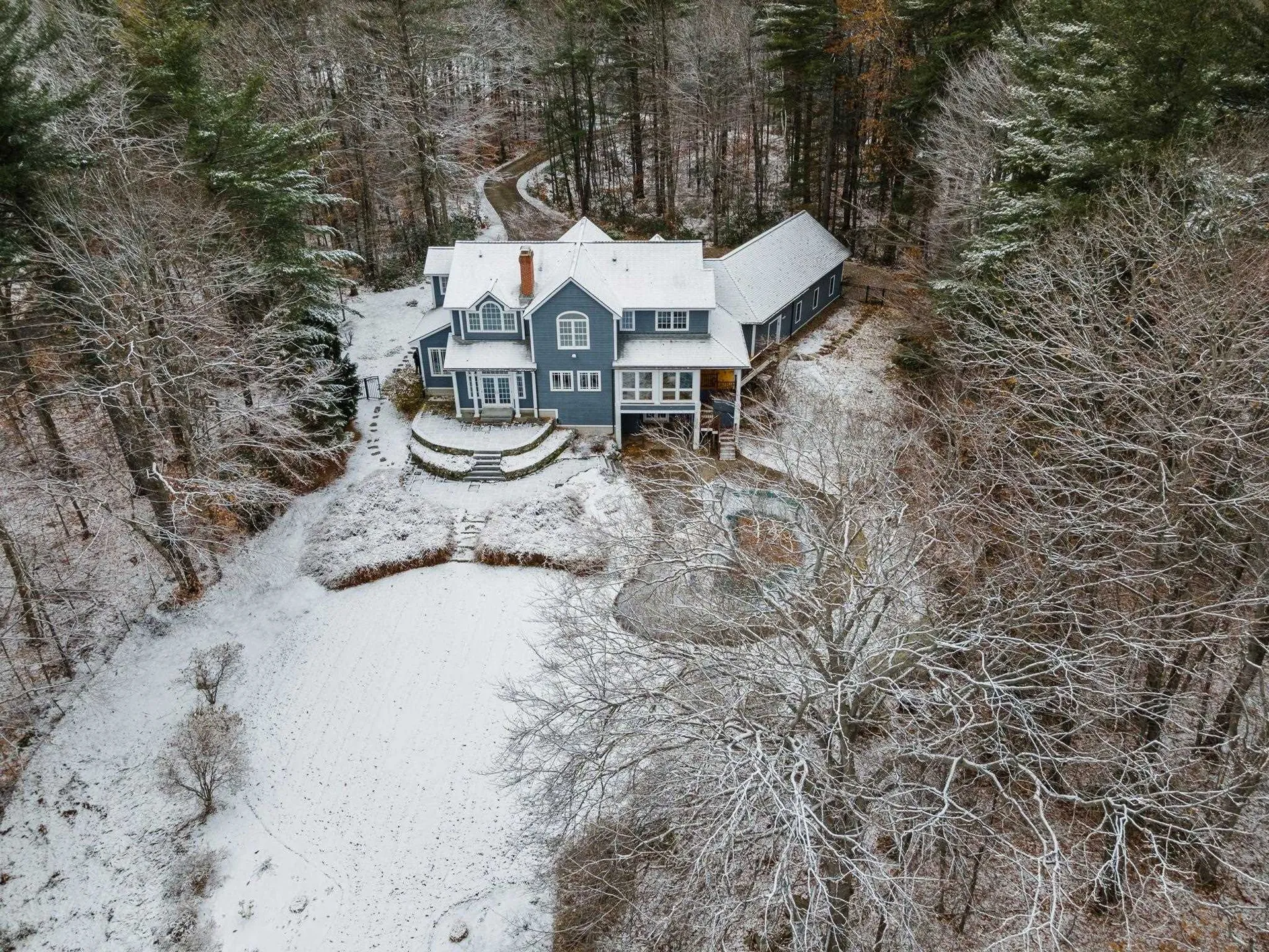 10 Tolford Hill Road Bedford NH 03110