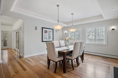 10 Tolford Hill Road Bedford NH 03110