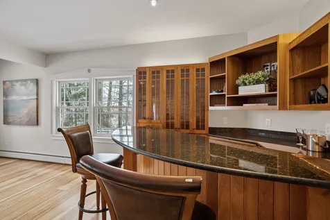 10 Tolford Hill Road Bedford NH 03110