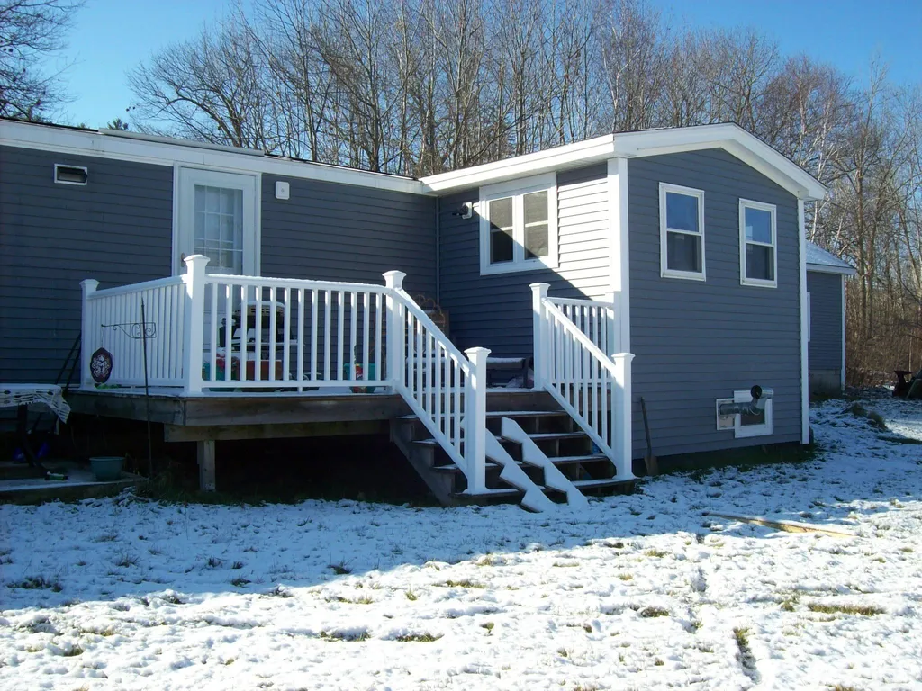 1153 Ten Rod Road Farmington NH 03835