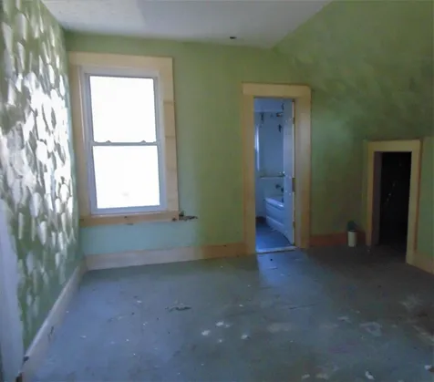 27 Spring Street Hinsdale NH 03451