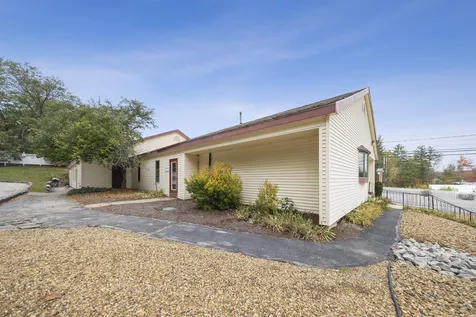 4 Brimstone Hill Road Epsom NH 03234