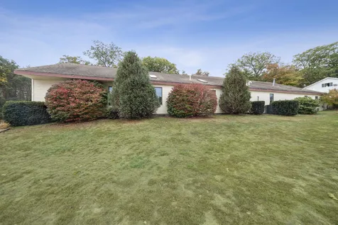 4 Brimstone Hill Road Epsom NH 03234