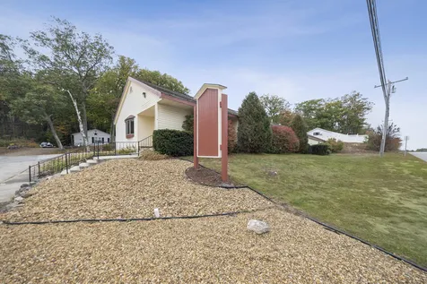 4 Brimstone Hill Road Epsom NH 03234