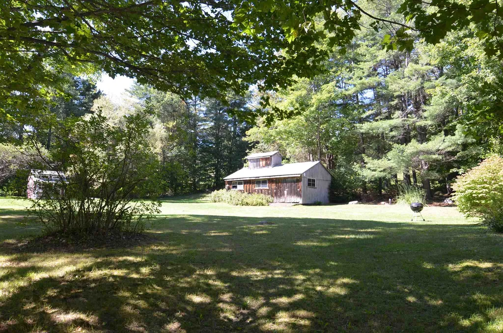 1678 South Hill Road Ludlow VT 05149