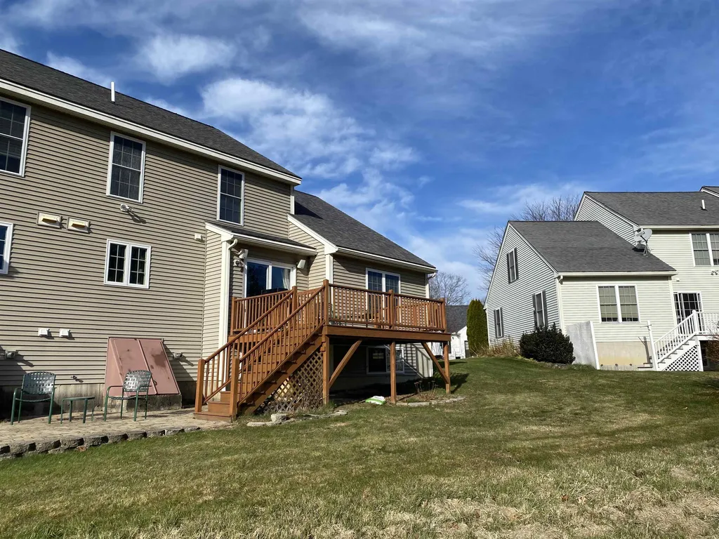 24 Morrison Lane Dover NH 03820