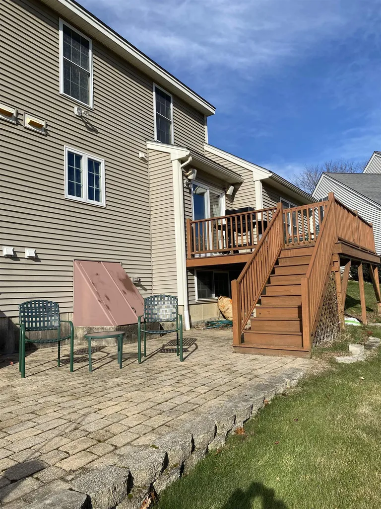 24 Morrison Lane Dover NH 03820