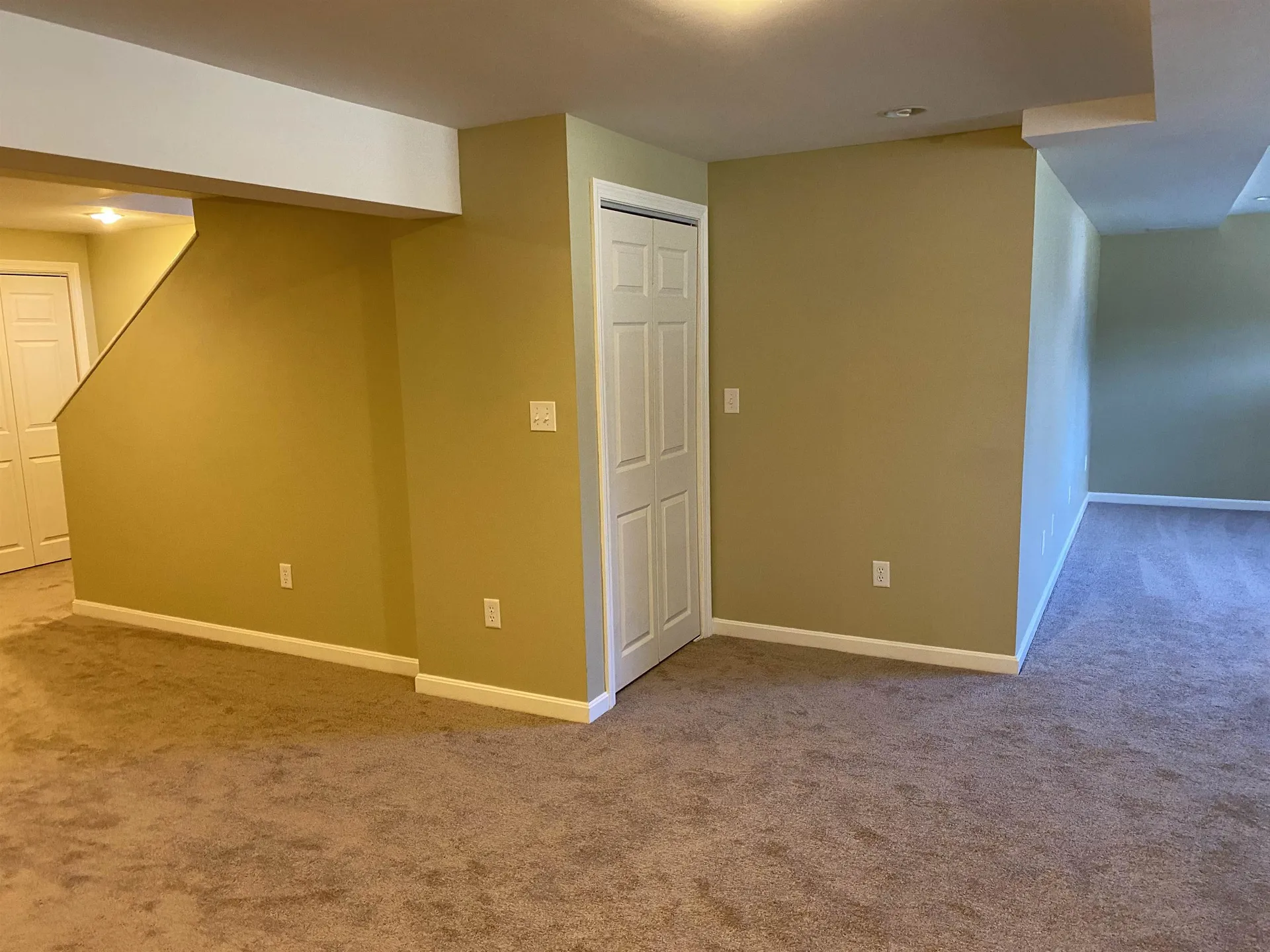 24 Morrison Lane Dover NH 03820